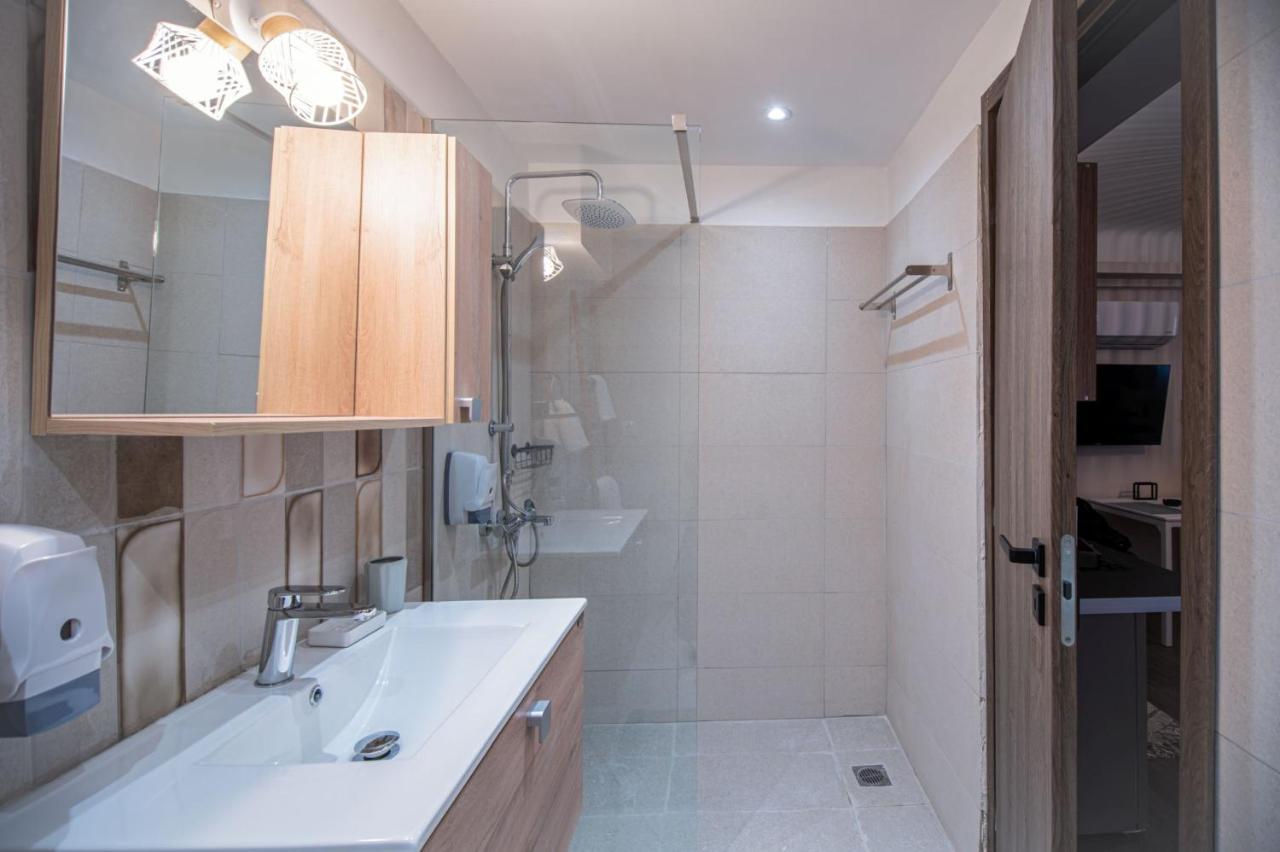 Niki Athens Suites - Cosy Suite In The Historical Center Of Αθήνα Εξωτερικό φωτογραφία